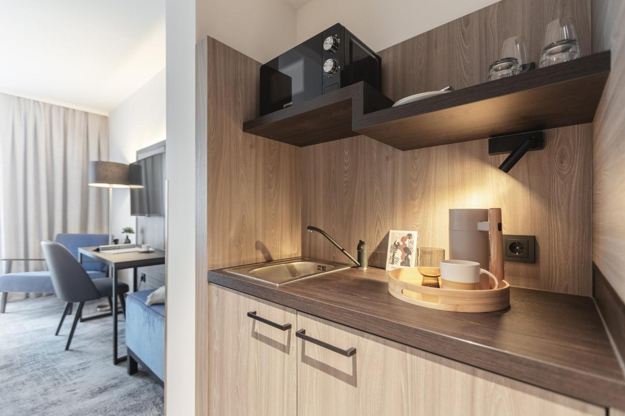 Candlewood Suites Augsburg Gersthofen Exteriör bild